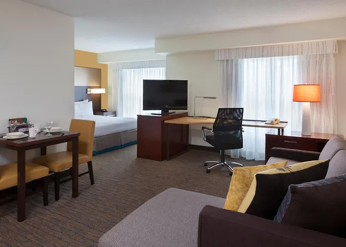 Cambridge Suites Mississauga